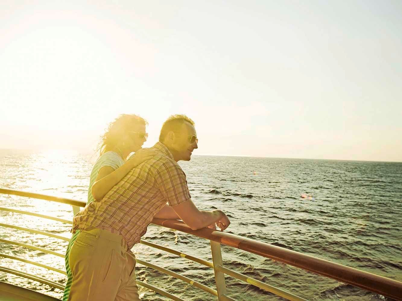 ’Mijn zus zit krap bij kas, daarom lieg ik over onze luxe cruise’